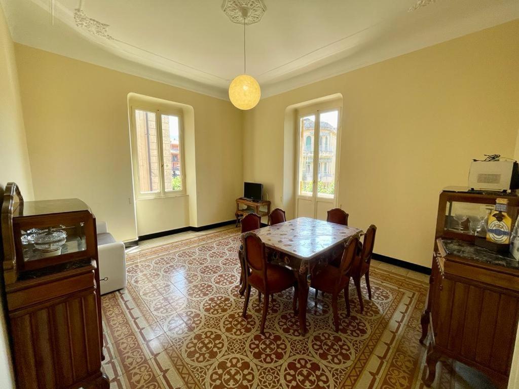 Big Wave Apartment - Levanto, 5 Terre Bagian luar foto